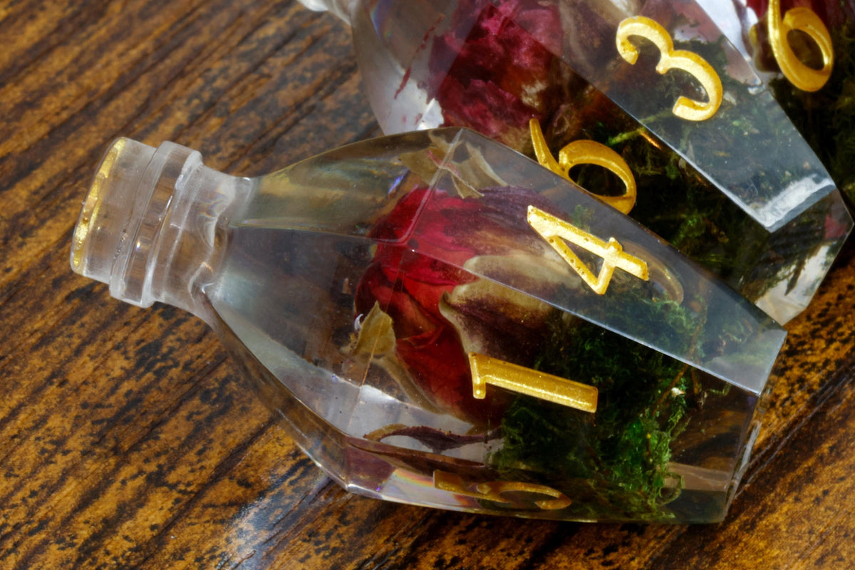 Verdant Rose Elixir D6 Potion Dice - Sharp-Edged Floral - The Wizard's Vault
