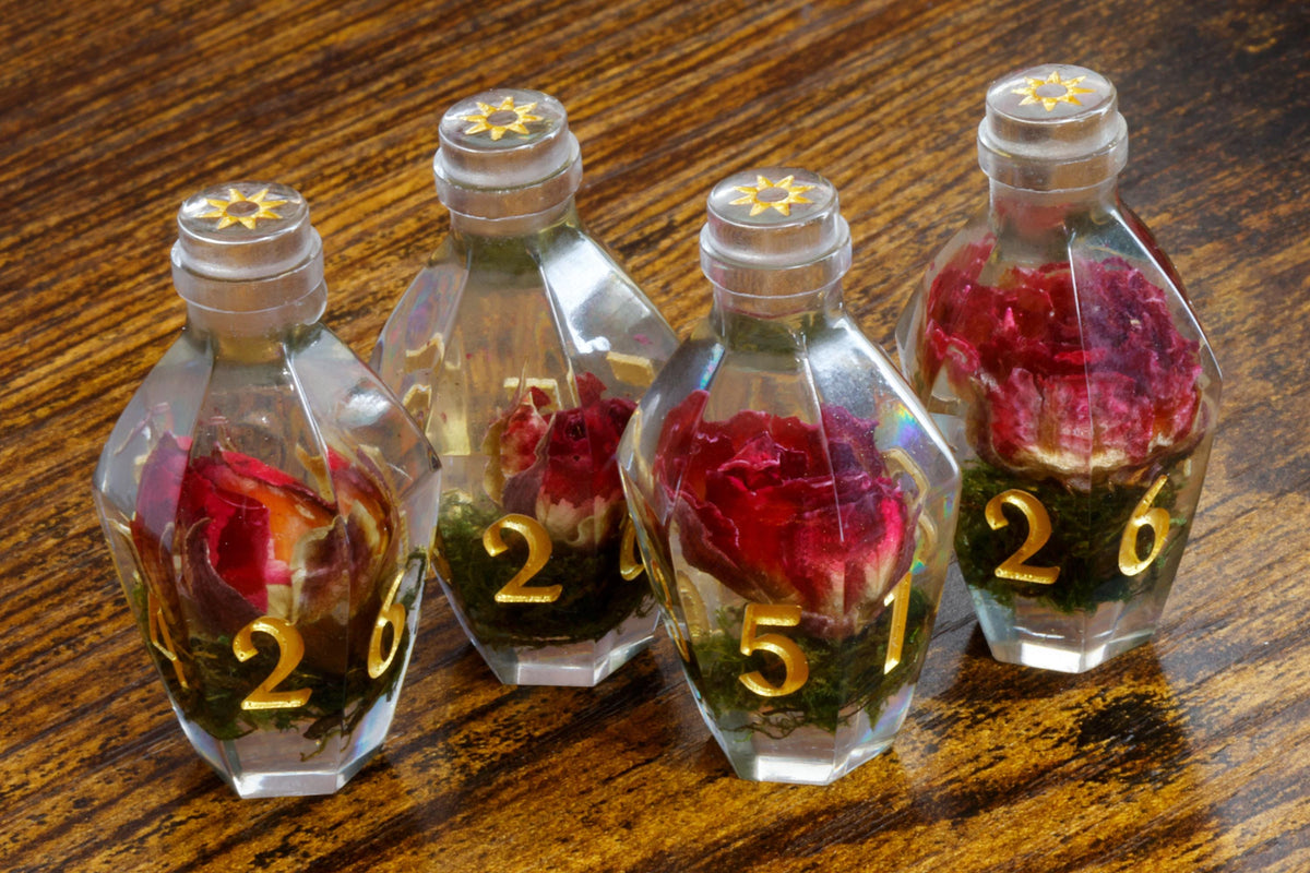 Verdant Rose Elixir D6 Potion Dice - Sharp-Edged Floral - The Wizard's Vault