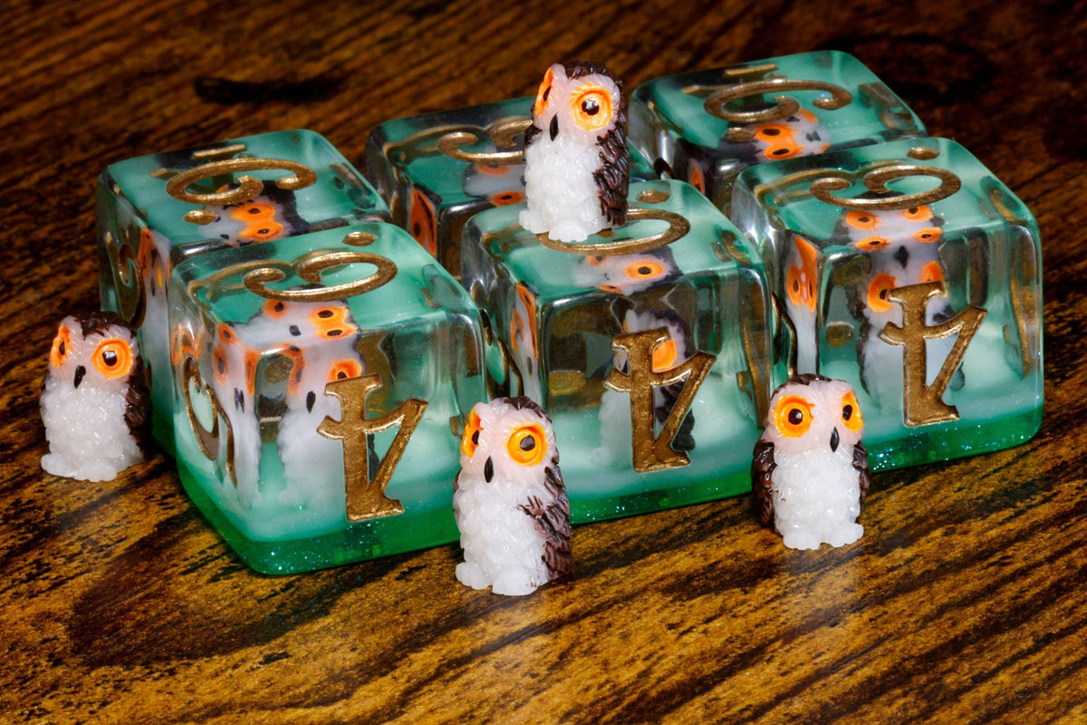 Wise Owl D6 Dice – Owl Inclusions - The Wizard's Vault