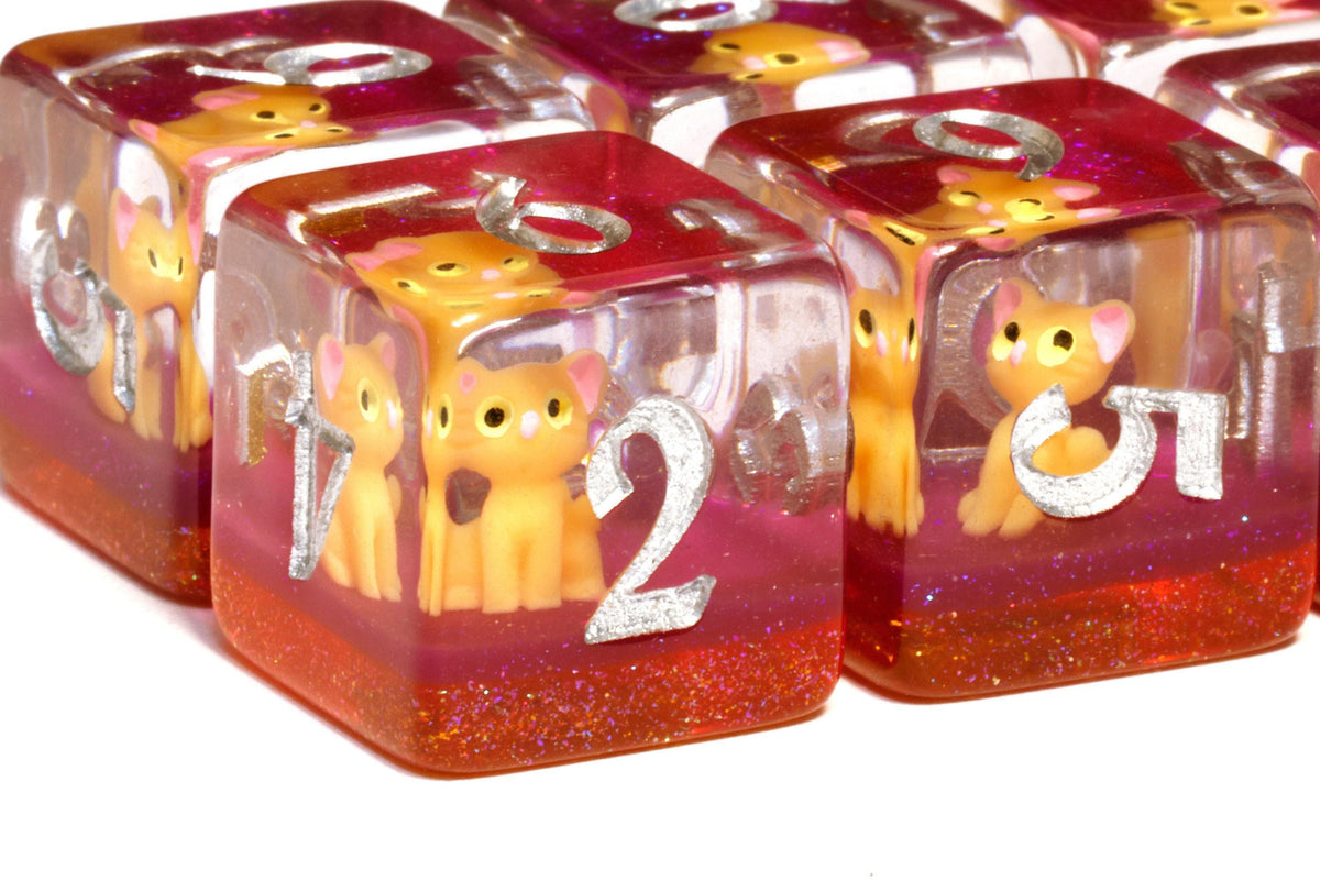 Orange Tabby D6 Dice – Orange Cat on Pink Glitter Layers - The Wizard's Vault