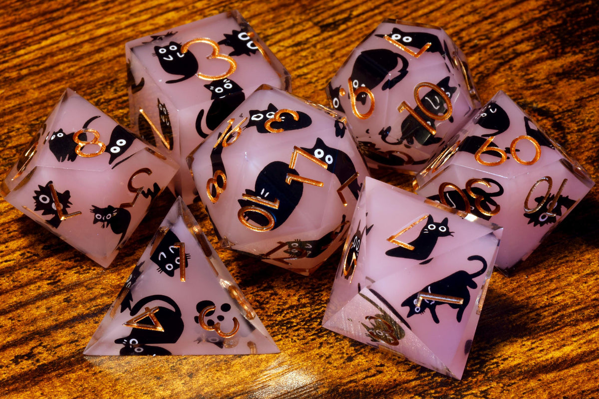 Meowgical Paws pink sharp-edge cat dice set
