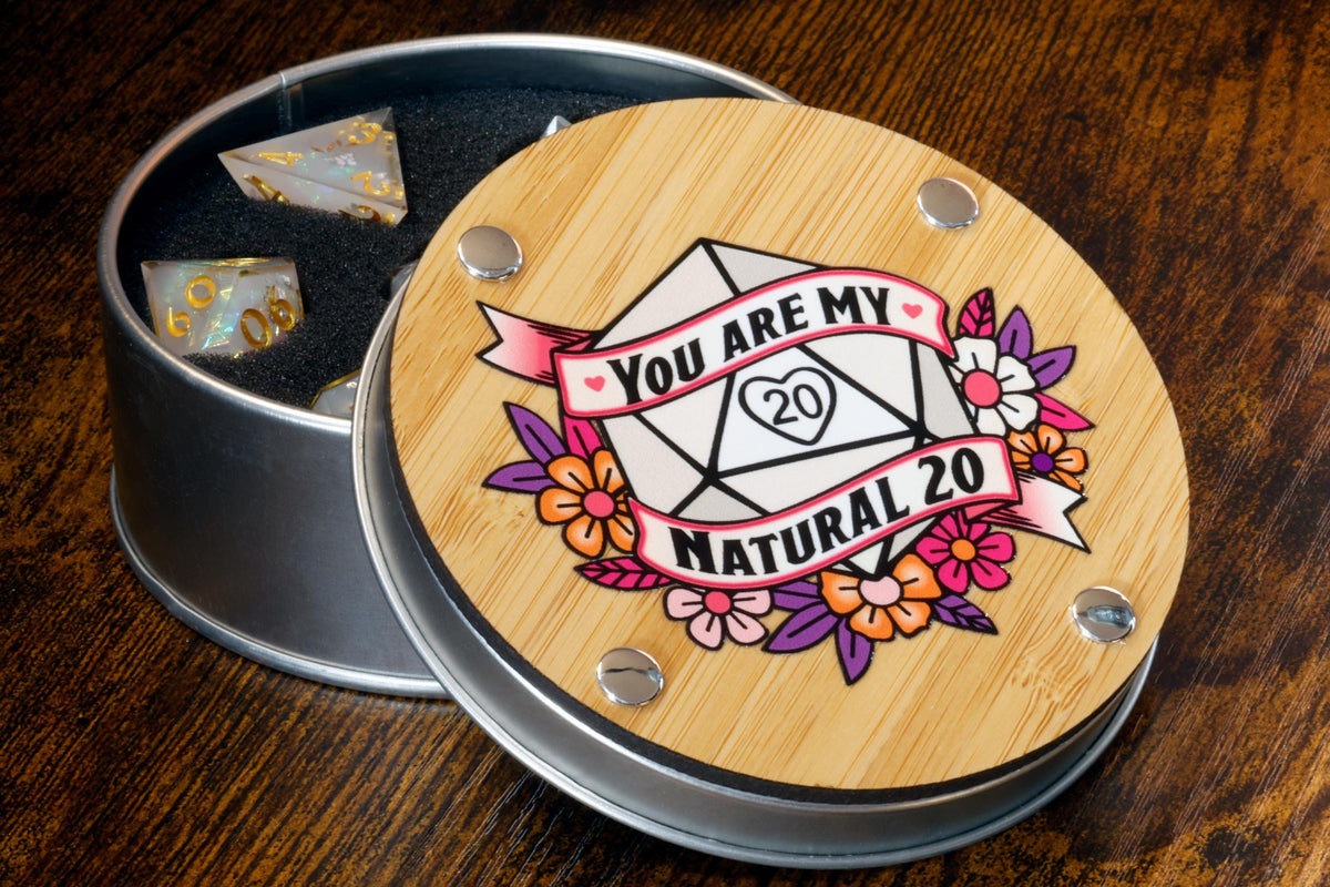 Floraison sereine – Ensemble de 7 dés à arêtes vives et boîte « You Are My Natural 20 »