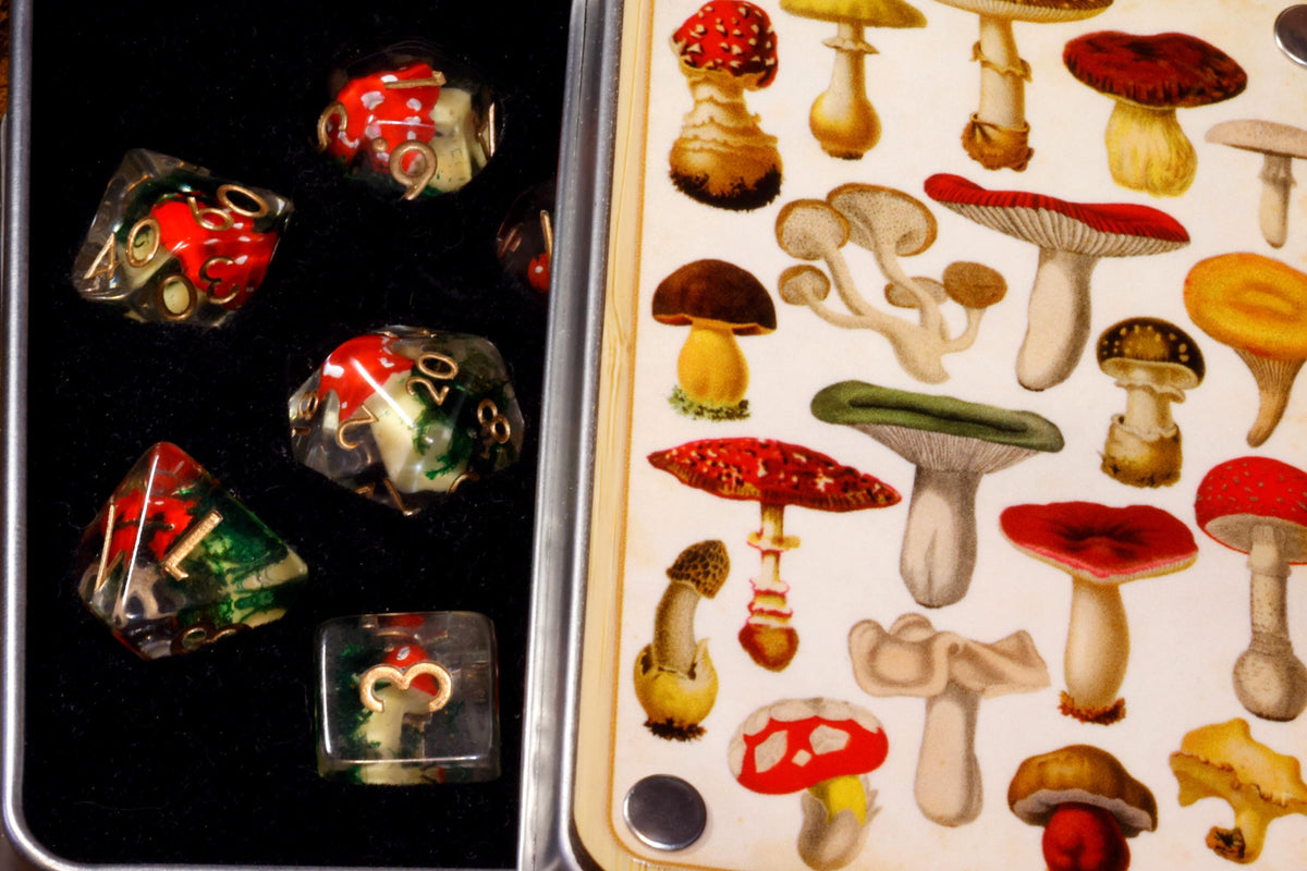 Botanical Mushroom Dice Vault and dice set - The Wizard's Vault