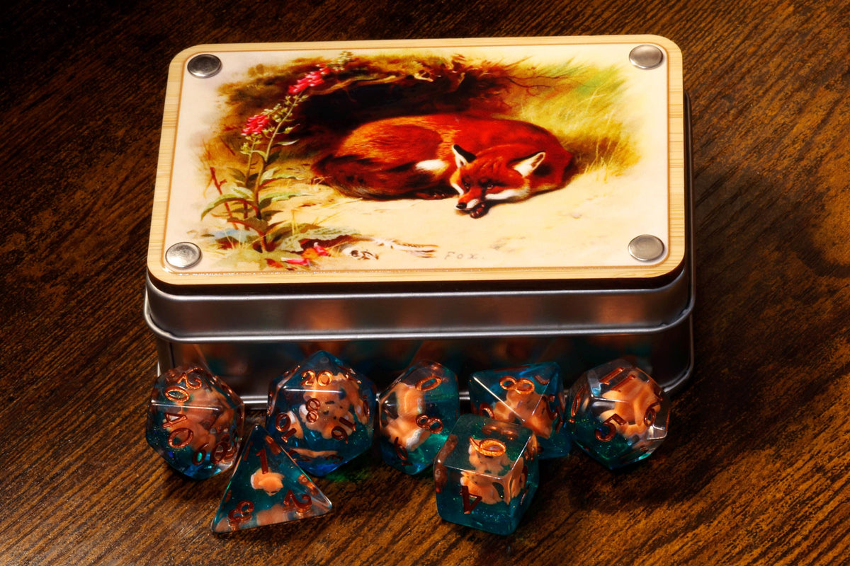 Natural History Resting Fox Dice box and dice set - The Wizard's Vault