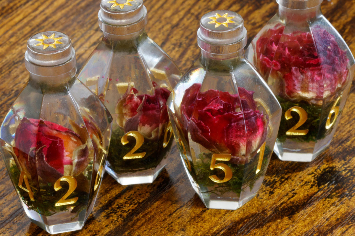 Verdant Rose Elixir D6 Potion Dice - Sharp-Edged Floral - The Wizard's Vault