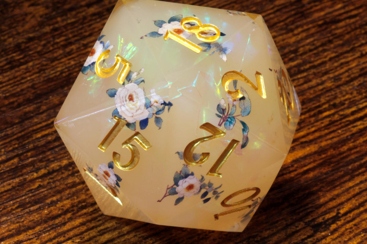 Angelic Bloom Oversized D20 – Sharp Edge Floral Resin Dice – photo 5