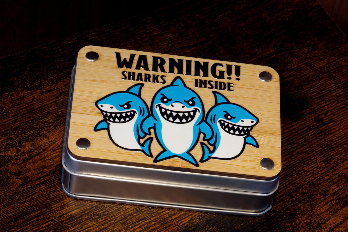 Shark dice set with decorative storage box