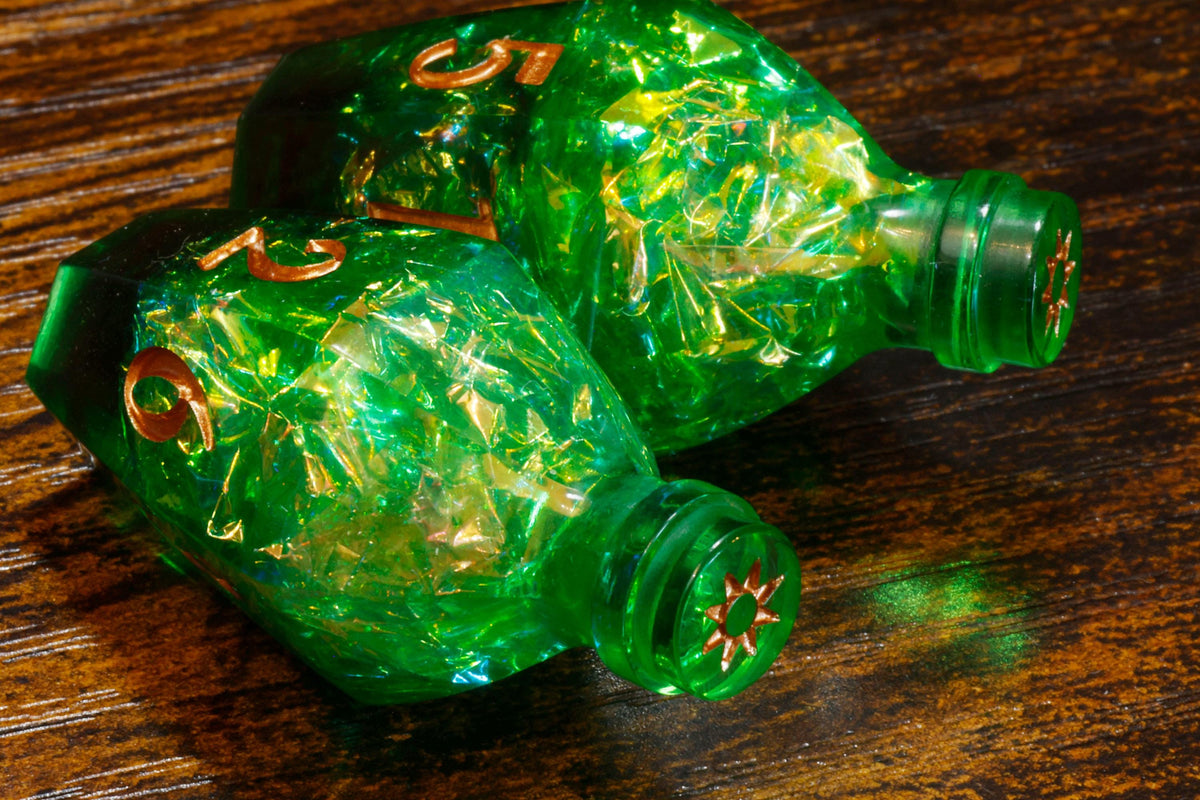 Verdant Tonic D6 Potion Dice – Green Sharp Edge with Holographic Foil - The Wizard's Vault