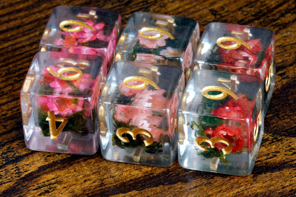 Rosy Bloom D6 Dice – Real Flower Inclusions with Gold Font - The Wizard's Vault