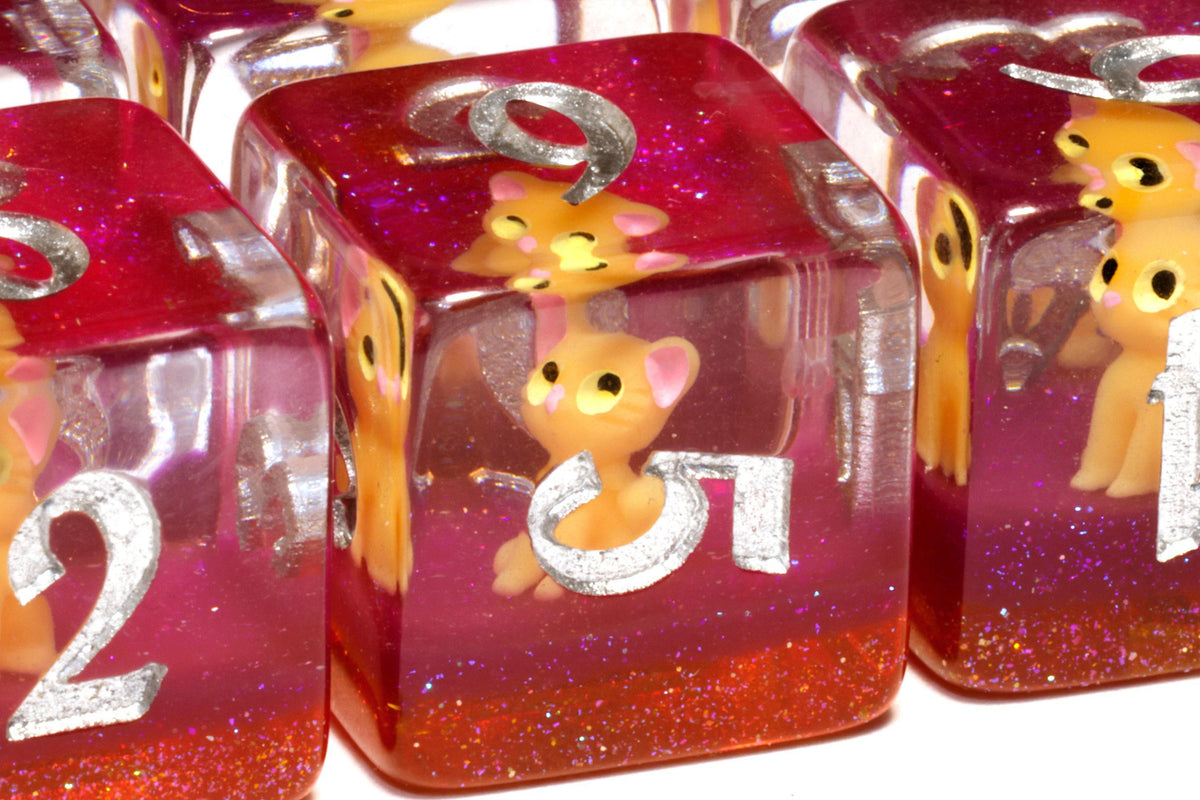 Orange Tabby D6 Dice – Orange Cat on Pink Glitter Layers - The Wizard's Vault