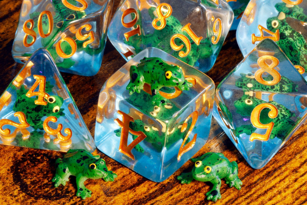 Natural History Tropical Frog Dice Box