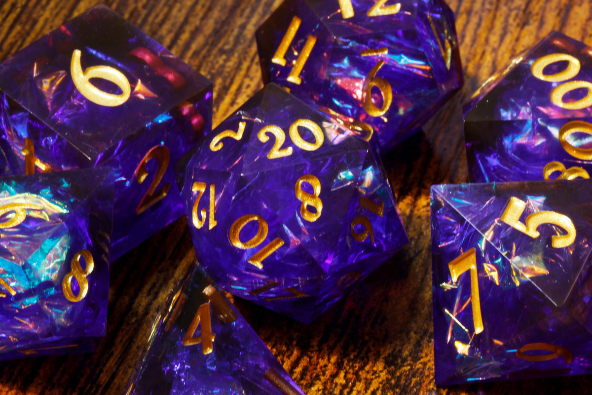 Sacred Amethyst 7-Piece Sharp Edge Dice Set – Purple and Blue with Holographic Foil – photo 5