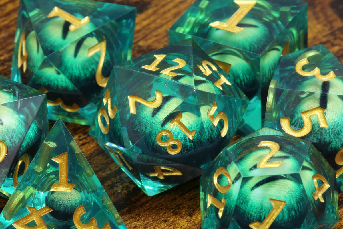 Basilisk Gaze 7-Piece Liquid Core Dice Set – Sharp Edge with Green Moving Eyes