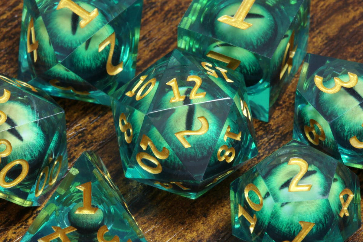 Basilisk Gaze 7-Piece Liquid Core Dice Set – Sharp Edge with Green Moving Eyes